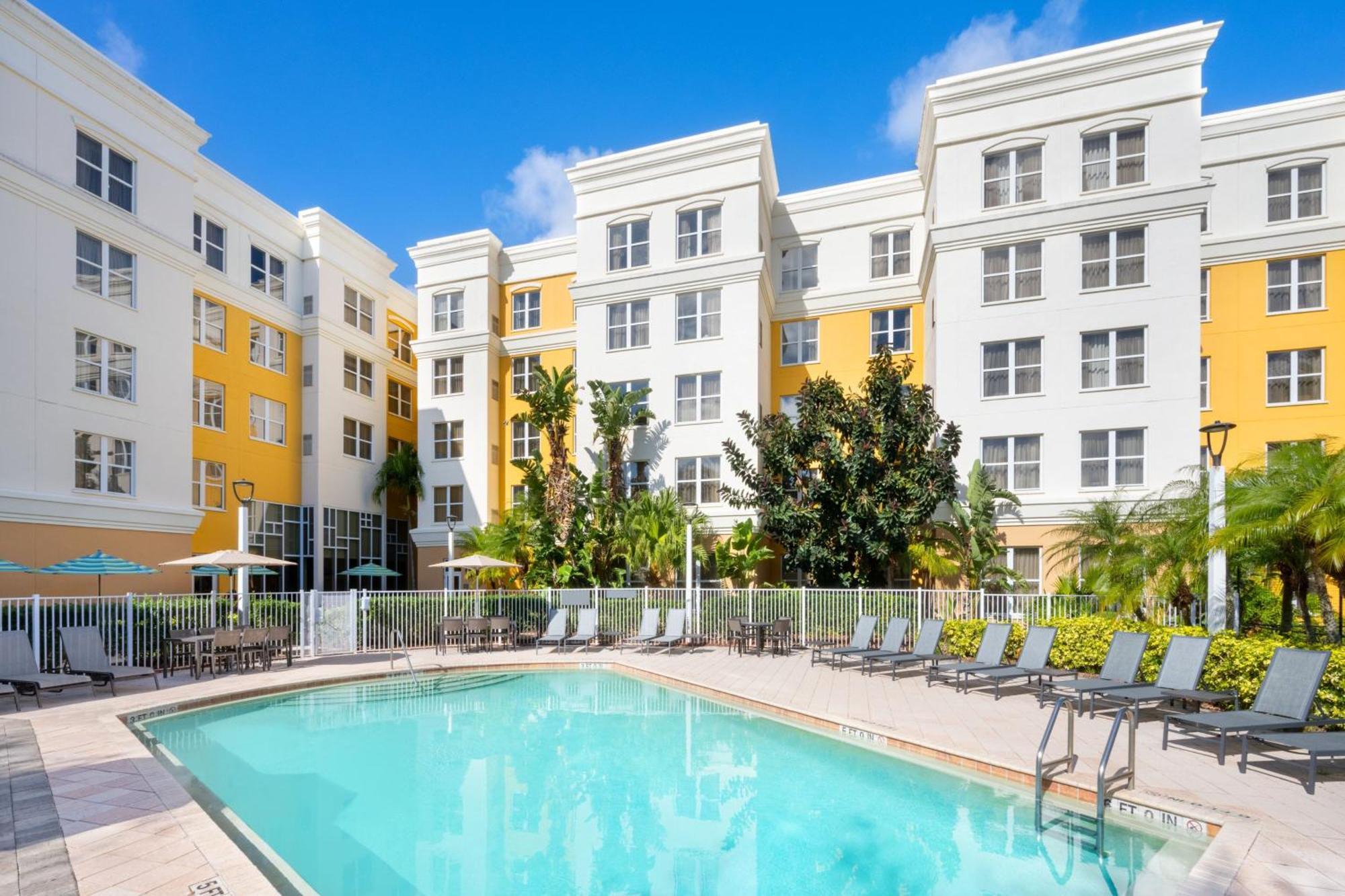 Residence Inn By Marriott Daytona Beach Speedway/Airport מראה חיצוני תמונה